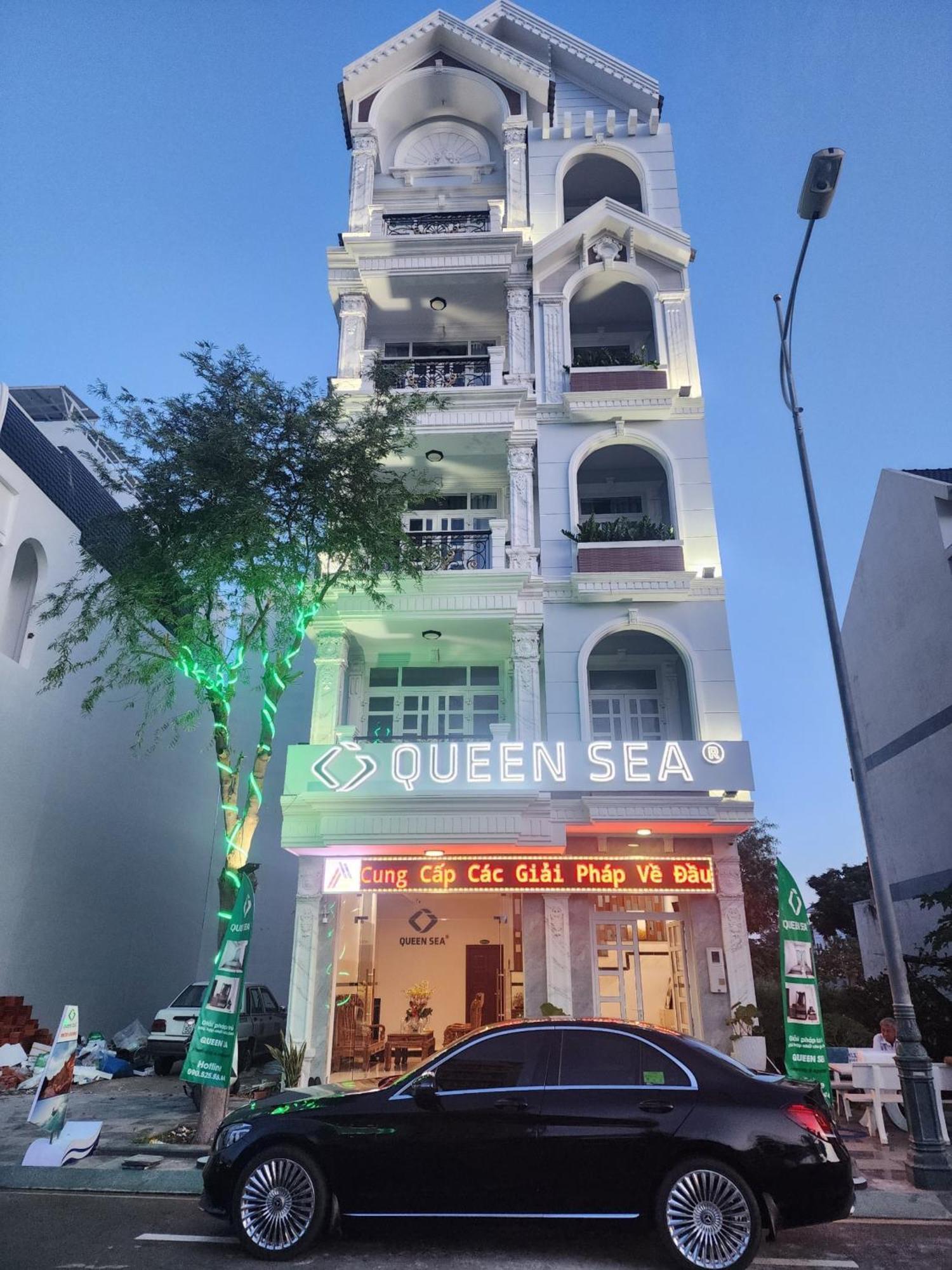 פאן ת'ייט Queen Sea Hotel מראה חיצוני תמונה