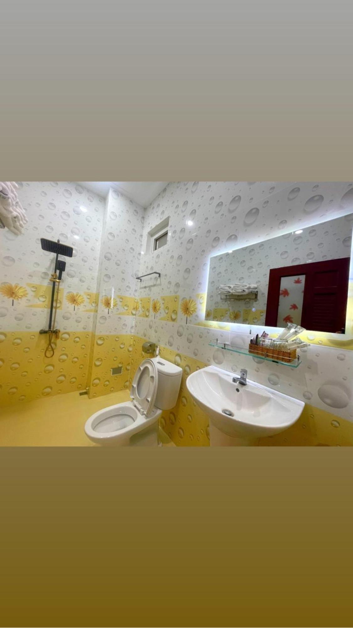 פאן ת'ייט Queen Sea Hotel מראה חיצוני תמונה
