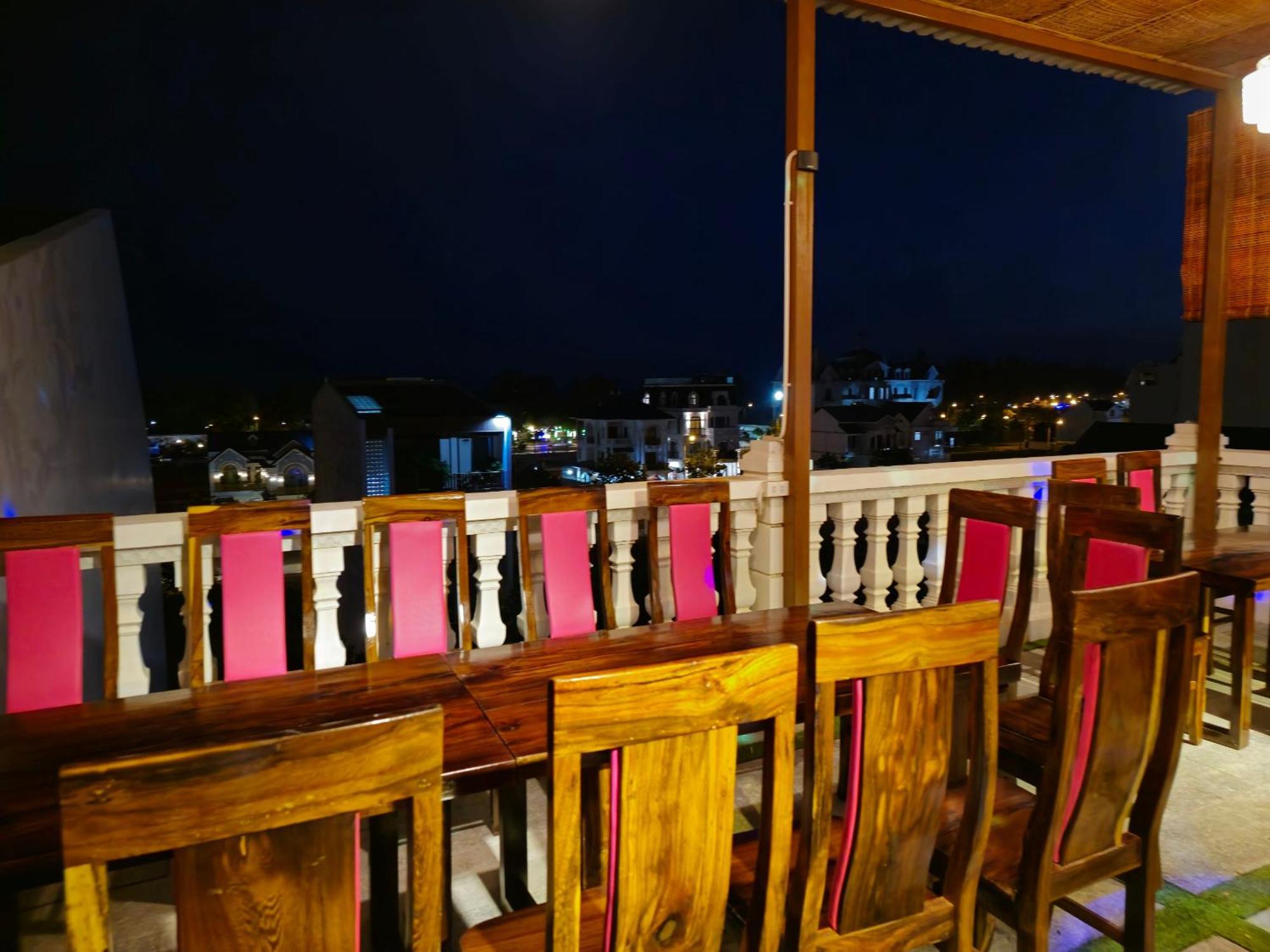 פאן ת'ייט Queen Sea Hotel מראה חיצוני תמונה